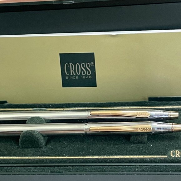 Lovely Cross Classic Century Medalist Ballpoint Pen and Pencil Set.  Chrome - Picture 1 of 5
